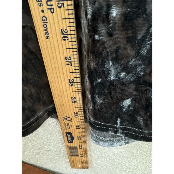 Spring + Mercer Size XL Velvet Legging Tee Hi-Low Tunic Gray Silver Short Sleeve - Picture 3 of 7